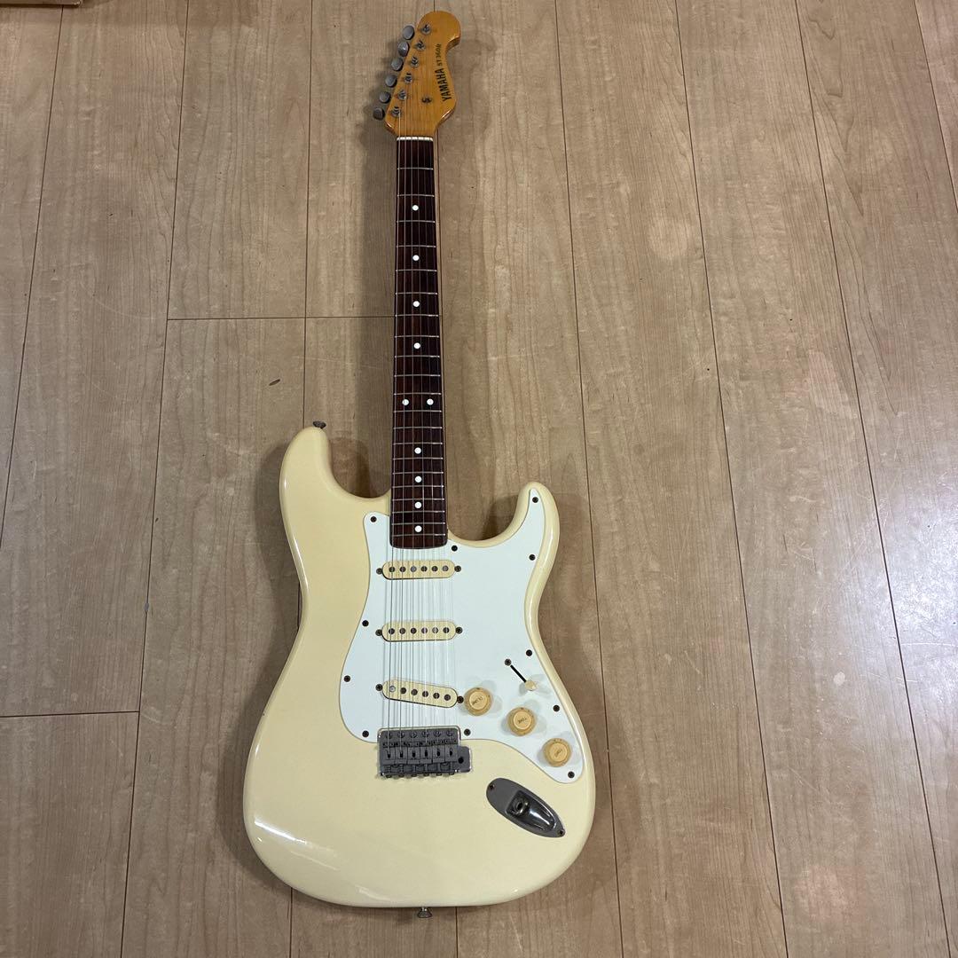 メンテ済みYAMAHA ストラトキャスタータイプ　エレキギター激レアST360R