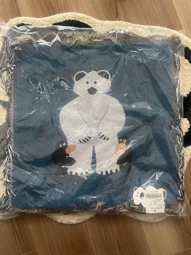 daisuke kondo unico クッションカバー