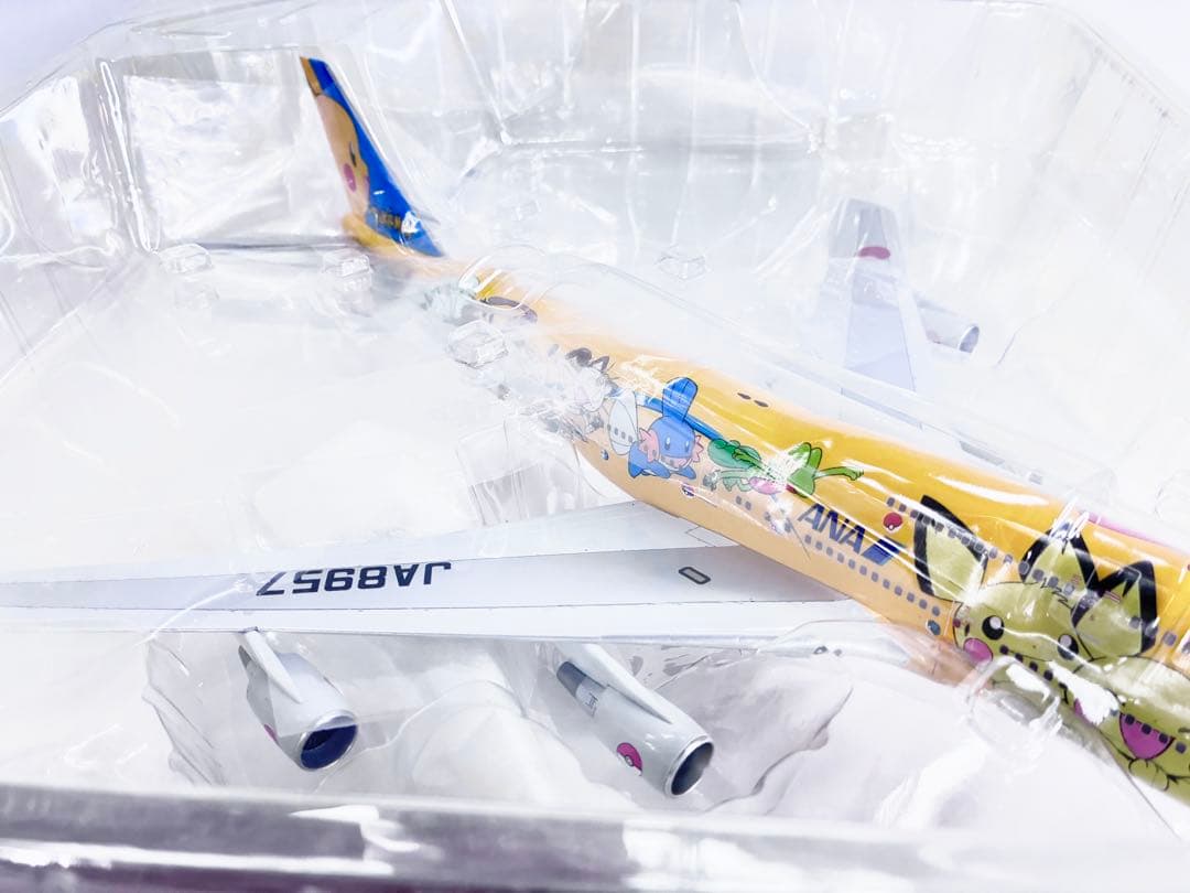 全日空商事｜ANA BOEING 747-400　ピカチュウ　ジャンボ