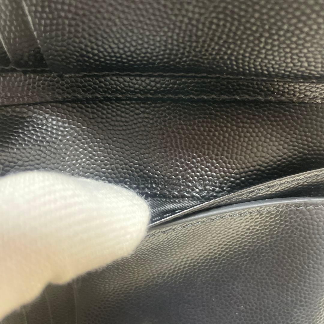 SAINT LAURENT　サンローラン　キャビアスキン　折り財布
