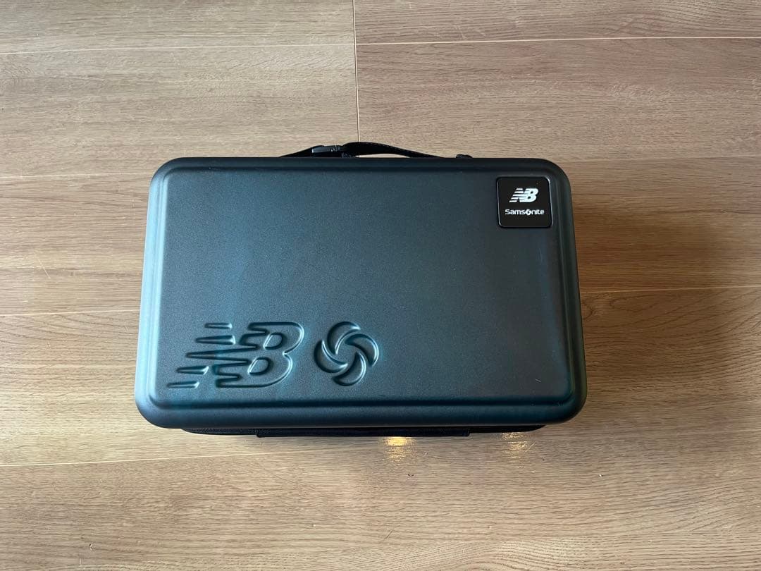 ニューバランス x サムソナイト キャリーケース シューズボックス セット