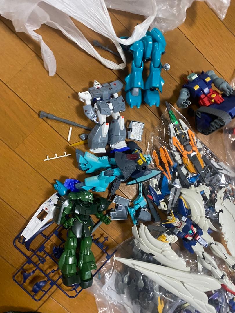 ガンプラ　hg mg 大量　まとめ売り　フィギュア　エヴァなど　武器パーツ