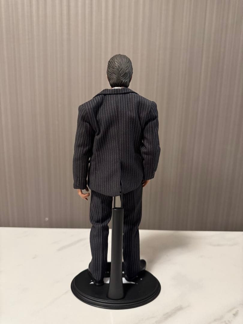 ホットトイズ ダークナイト 格納庫 ブルースウェイン付き トイサピエンス限定