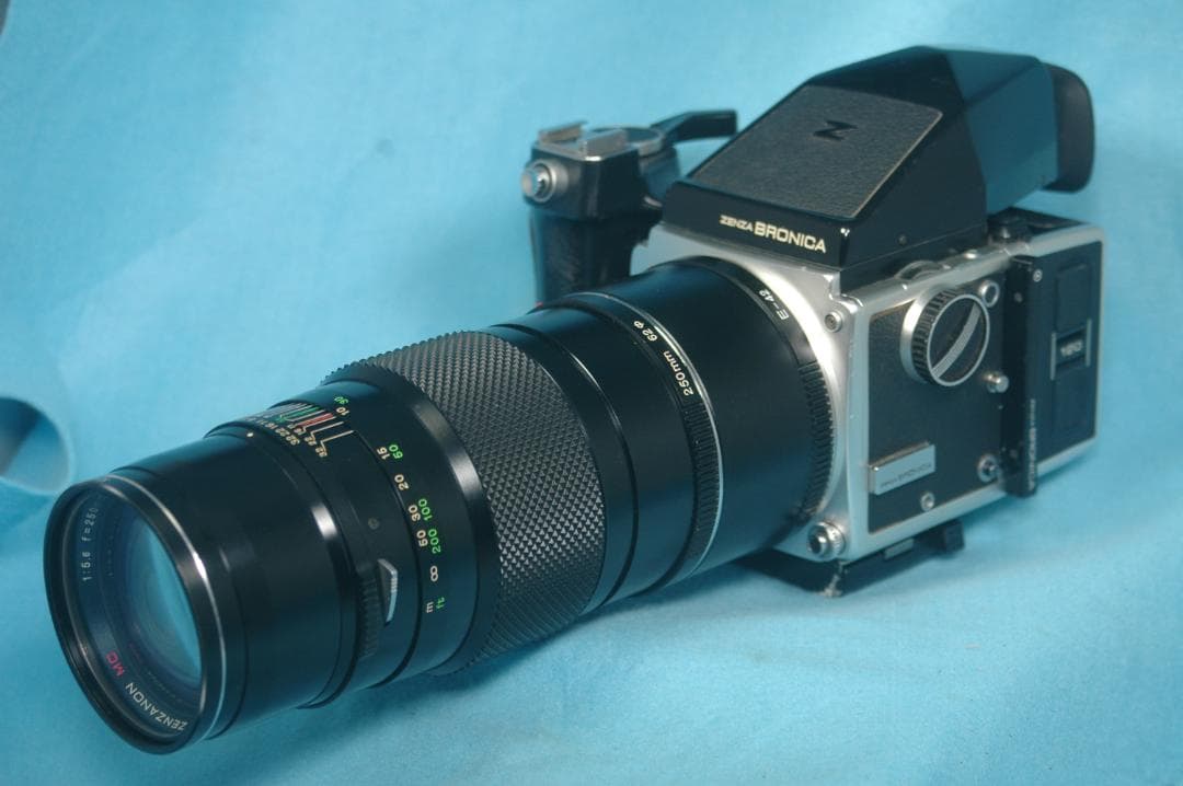 ZENZA BRONICA ETR 《動作品》