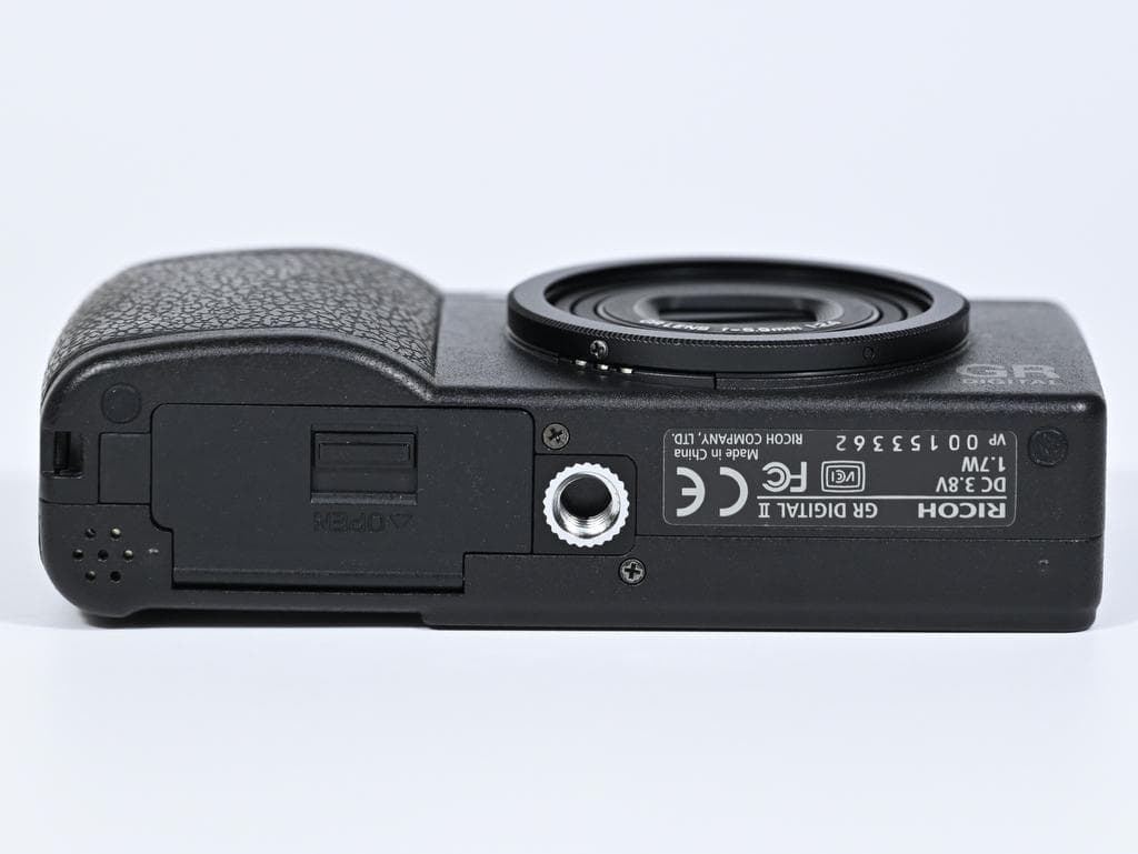 【超美品】 リコー　RICOH GR DIGITAL II《ショット数2629》