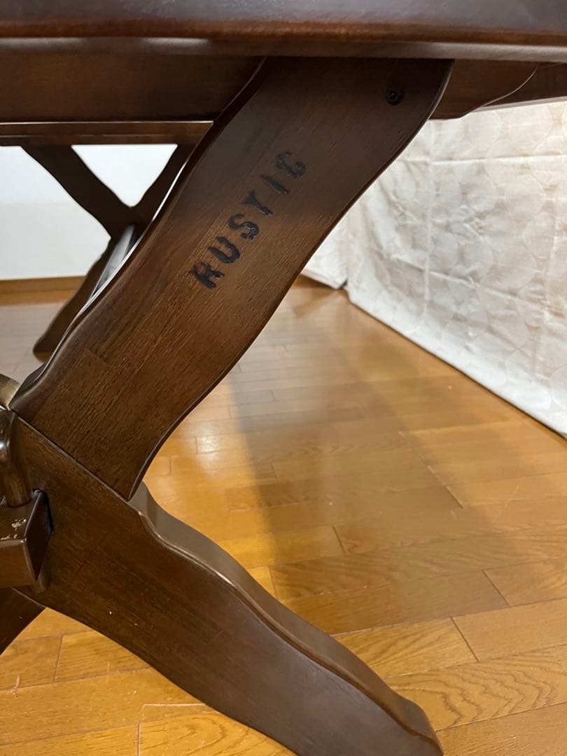 カリモク　RUSTIC シリーズ ダイニングテーブル　180×100×68㎝