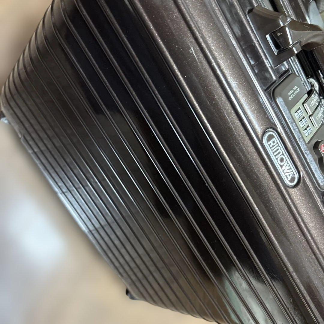 リモワ サルサデラックス4輪 23L 機内持込可　ビジネストローリー　上品な茶色