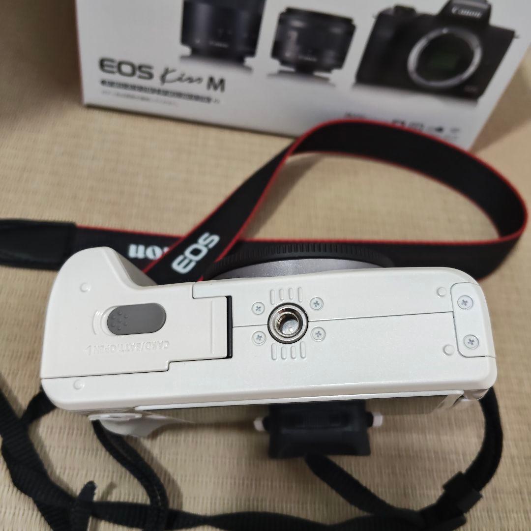 【値下げ中】Canon EOS kiss M ホワイト ダブルズームキット