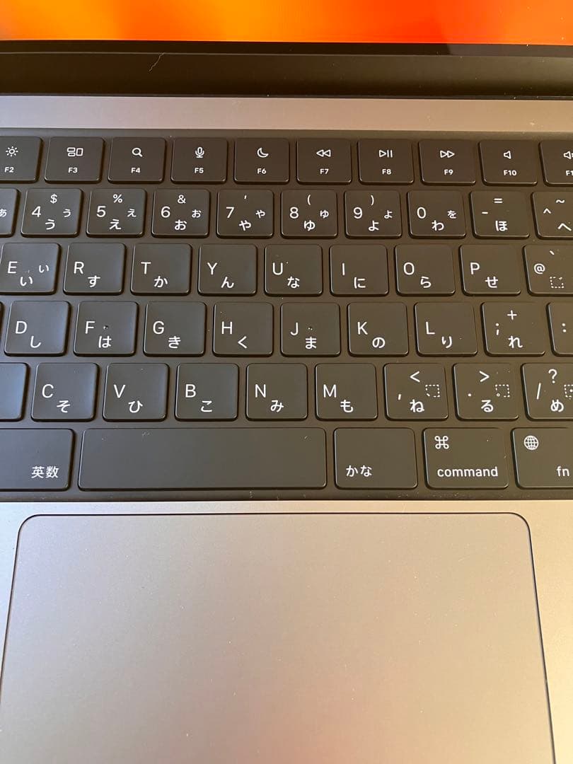 221 超美品　MacBook Pro 14インチ　新品ハードケース付き