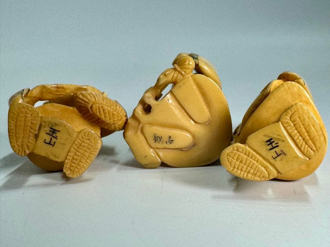 時代【 玉山 】造 細密彫刻 天然素材 牙 根付 からくり顔 僧侶他８体まとめて