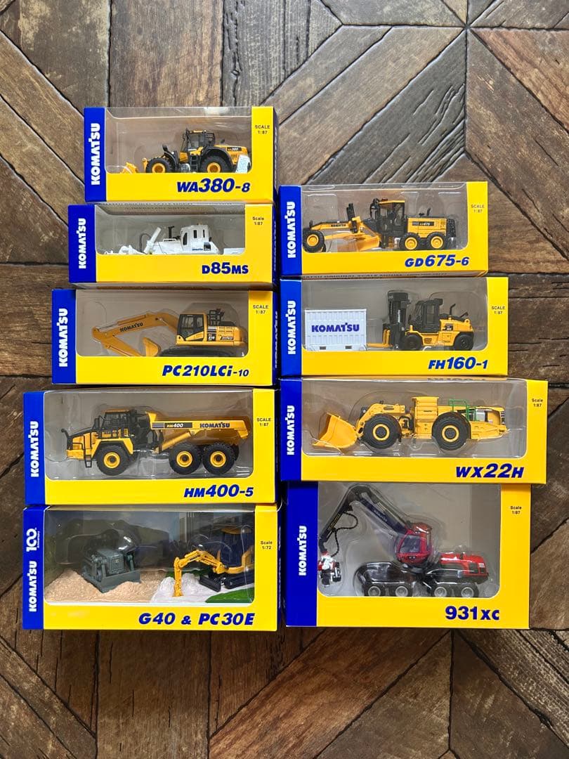 コマツ KOMATSU 株主優待 ミニチュア 非売品