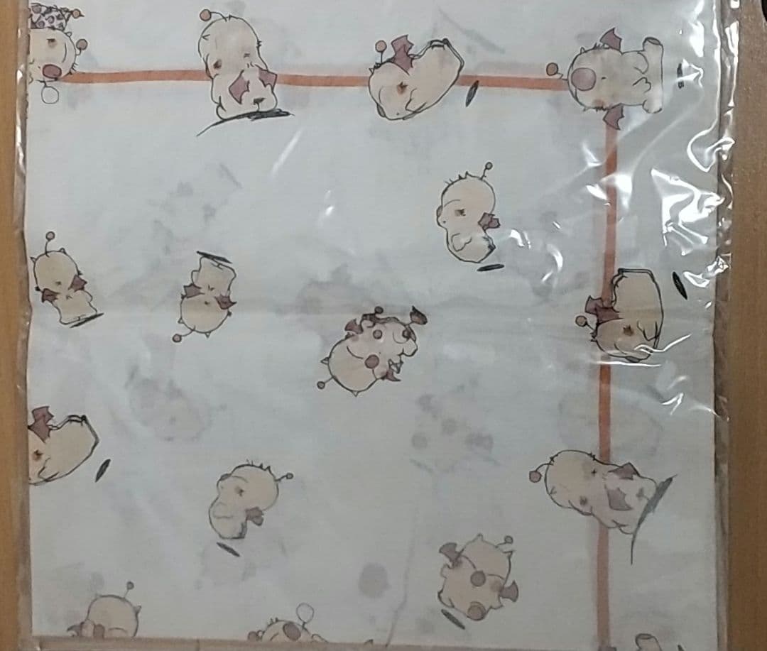 【未開封市販品】天野喜孝　モーグリ　スカーフ？ハンカチ？