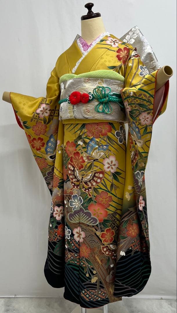 振り袖　フルセット　長襦袢付　イエロー　成人式　 金彩加工　刺繍入り　640