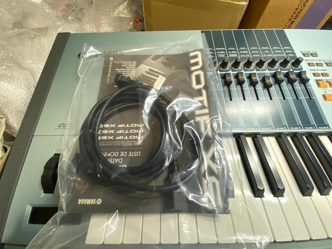 YAMAHA MOTIF XS8 シンセサイザー