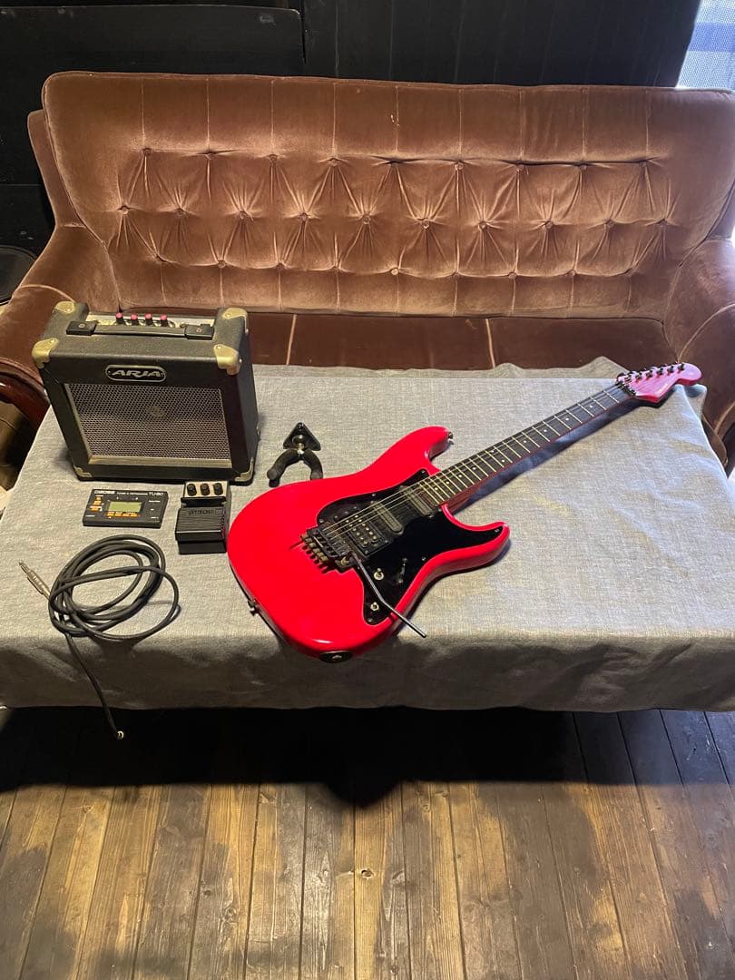 フェルナンデスエレキギター、アンプ色々セット(中古)