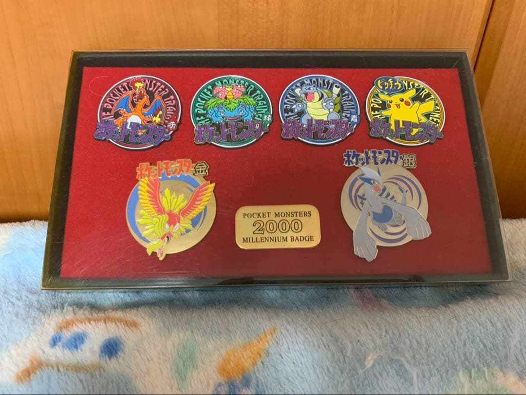 ポケットモンスター　ミレニアムバッジ　2000年