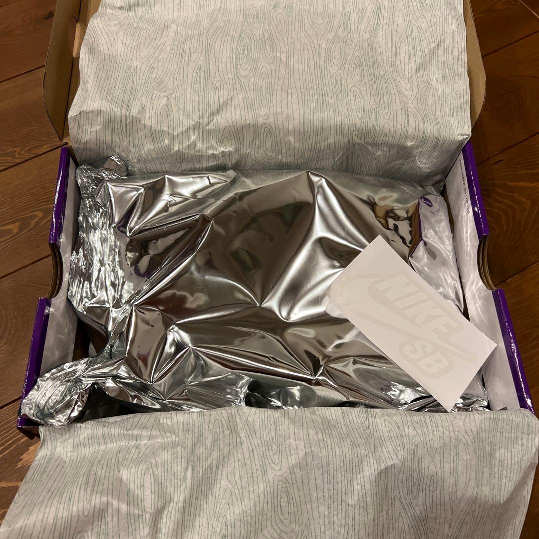 ヘイリーウィルソン　NIKE DUNK SB 26.5新品 instant購入