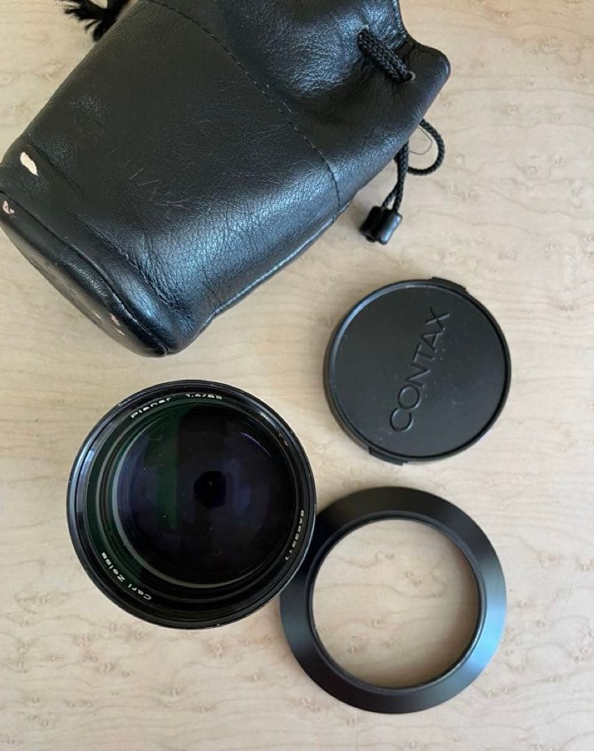 Carl Zeiss Planar 85mm F1.4 T* コンタックス