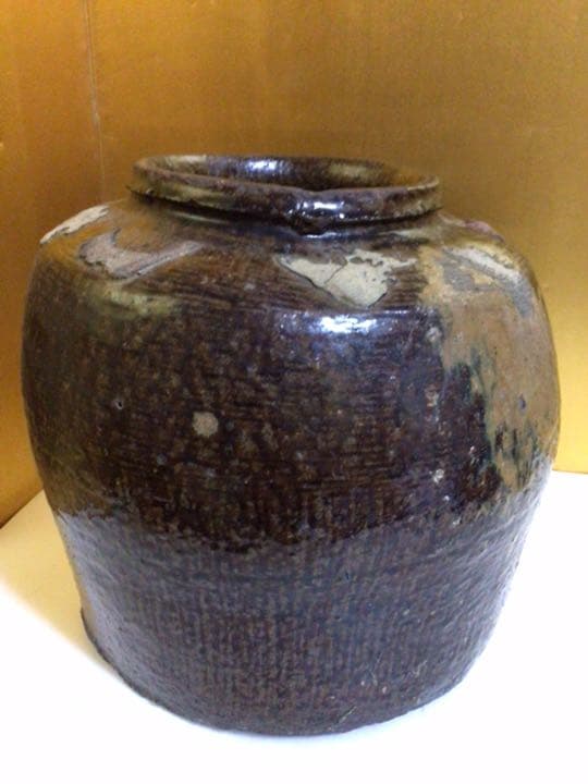 壺　雰囲気良さげです。