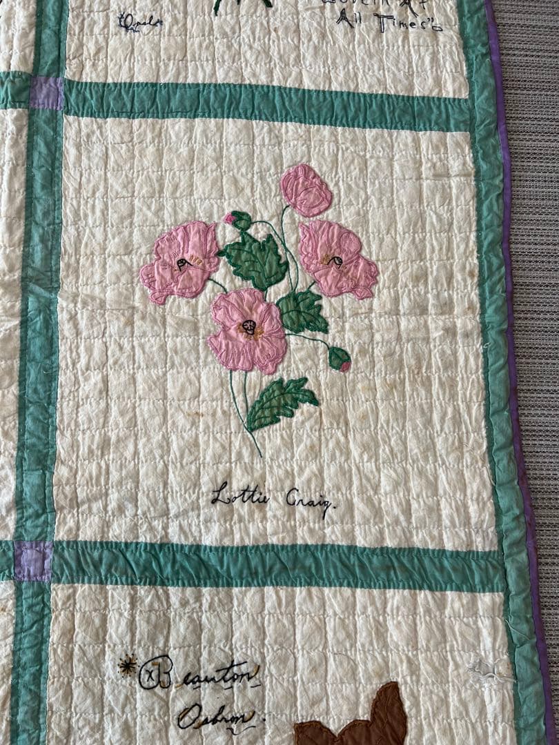 アンティークキルト✴︎刺繍キルト✴︎アップリケキルト