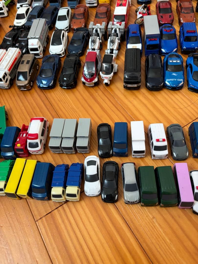 トミカ　ミニトミカ　他ミニカー　おもちゃ　まとめ売り