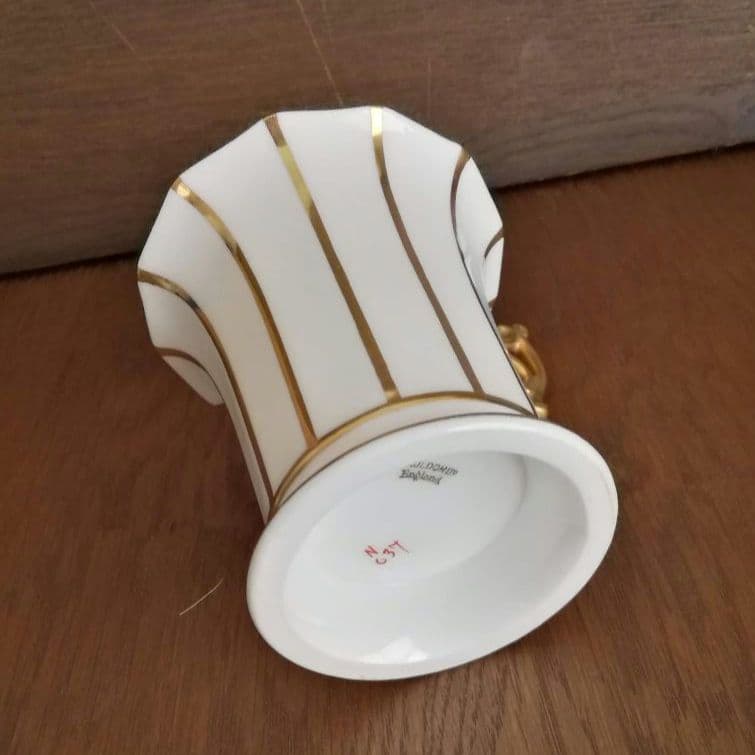 逸品　金彩装飾ハイハンドルC&S　アールデコ　Cauldon　英国アンティーク