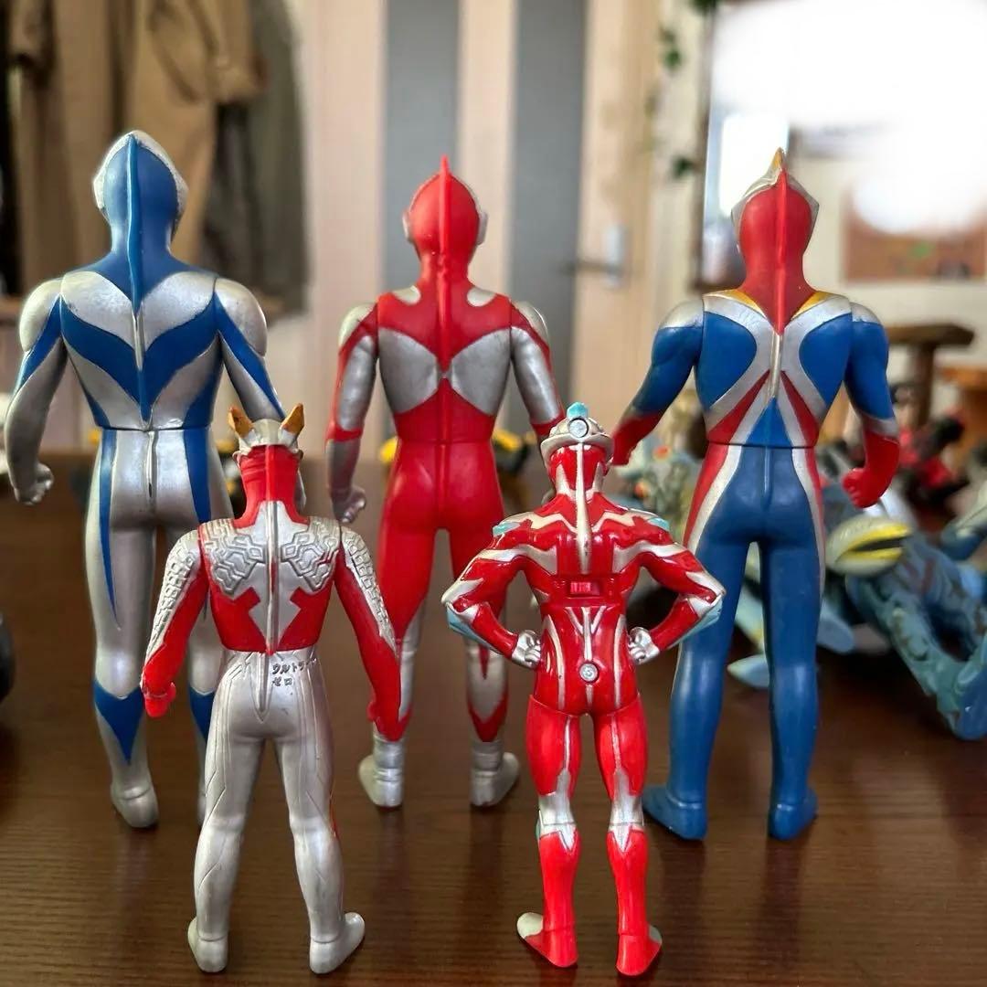 ウルトラマン　ソフビ　怪獣　まとめ売り