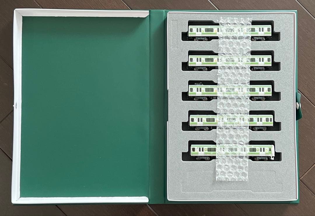 Nゲージ KATO 10-1399 E231系500番台 すみっこぐらし