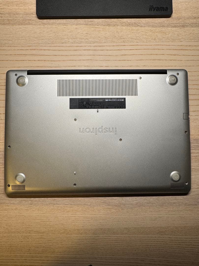 DELL Inspiron3593 メモリ16GB 容量256GB