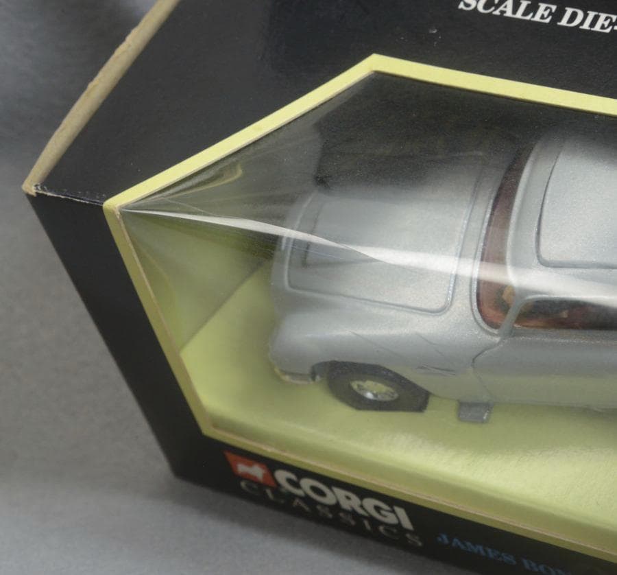 【貴重】アストンマーチン DB5 007 ボンドカー コーギー