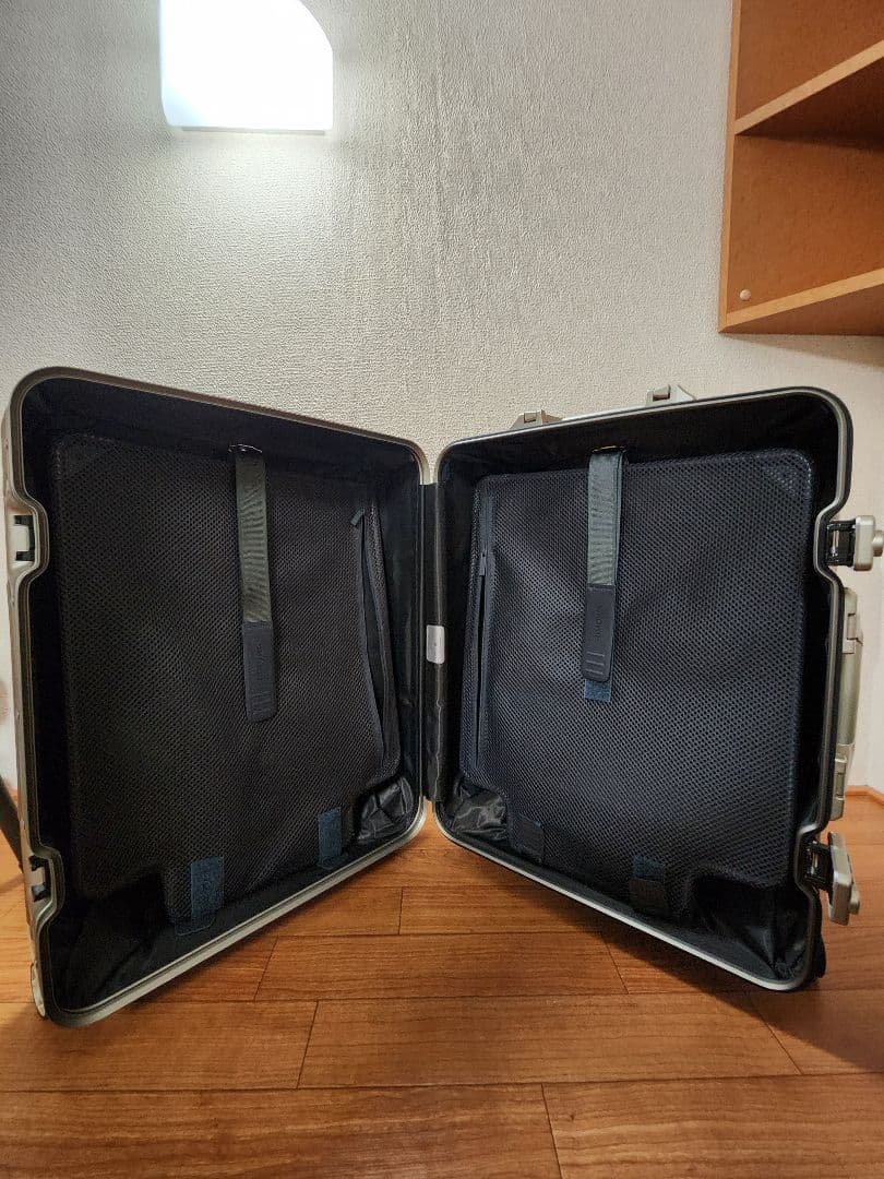 RIMOWA (リモワ )トパーズ チタニウム