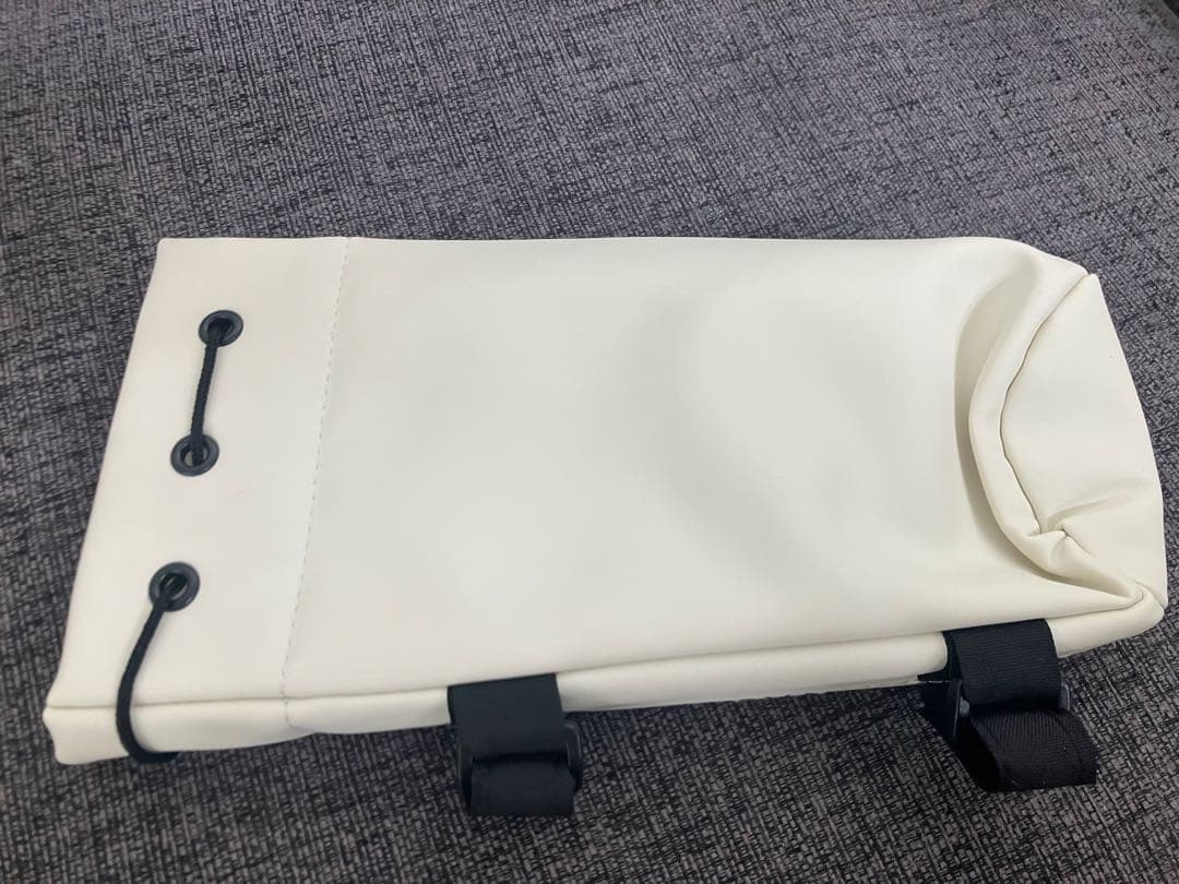 新品　人気アイボリーホワイト　フロントボード＆ドリンクホルダー　DOME