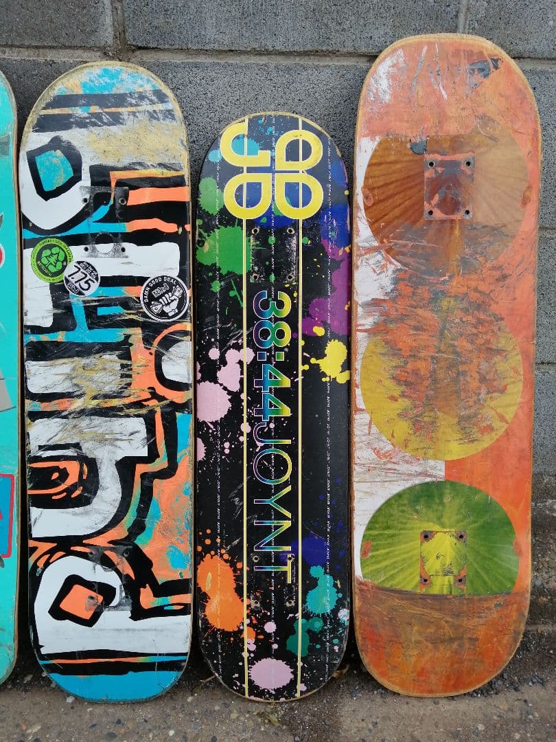 スケボーのデッキ　14本