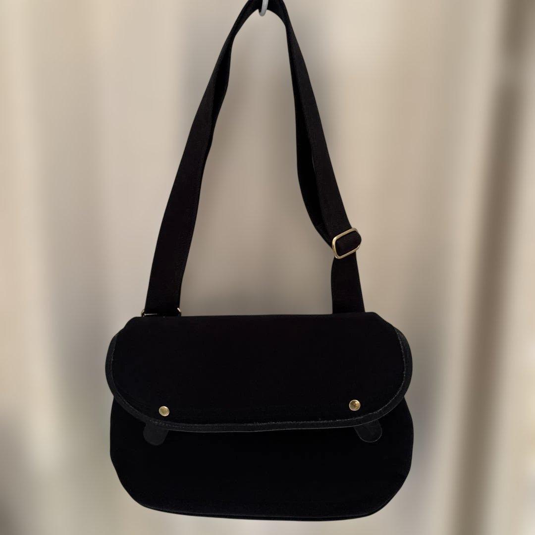 ブレディ　BRADY エイボン　AVON ショルダーバッグ