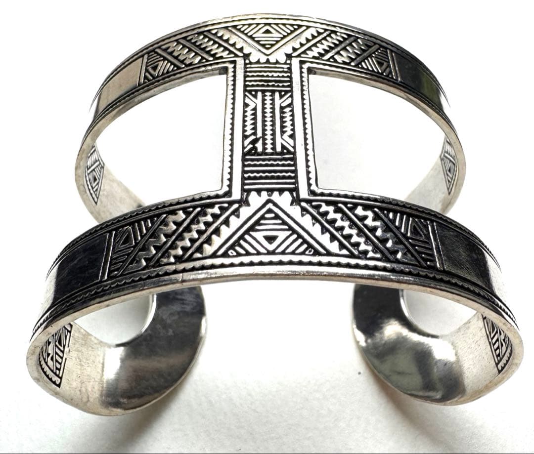 【新品・未使用】トゥアレグ族 銀製　シルバー925　Ｈ型バングル