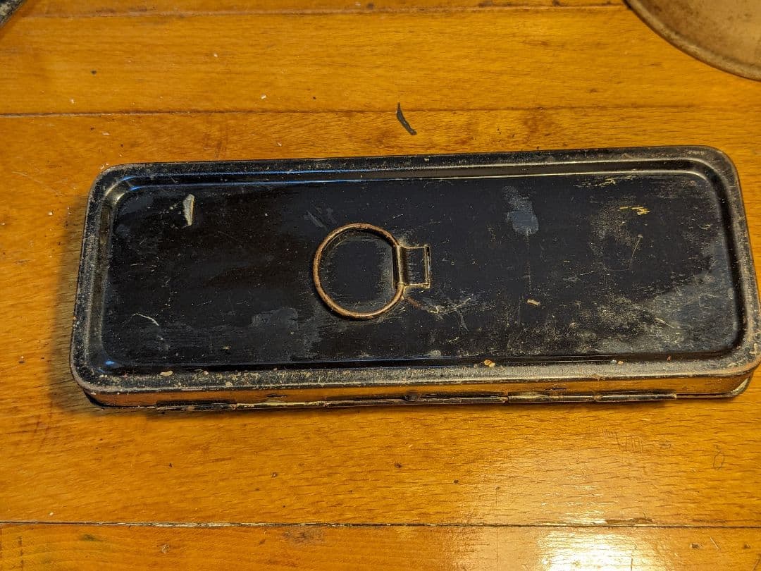 値引OK　フランスアンティーク　水彩絵具パレット 金属製　この良さが分かる貴方へ