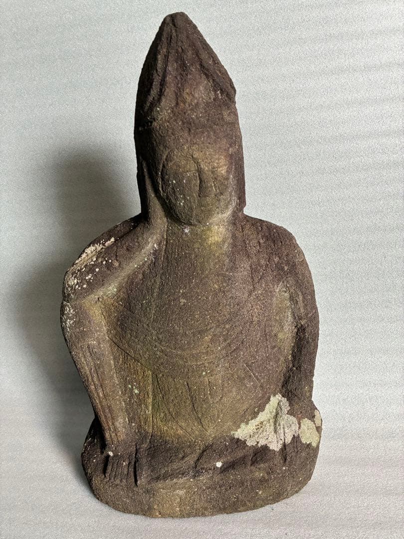 石仏　如意輪観音様　時代物　仏教美術　高さ約53㎝