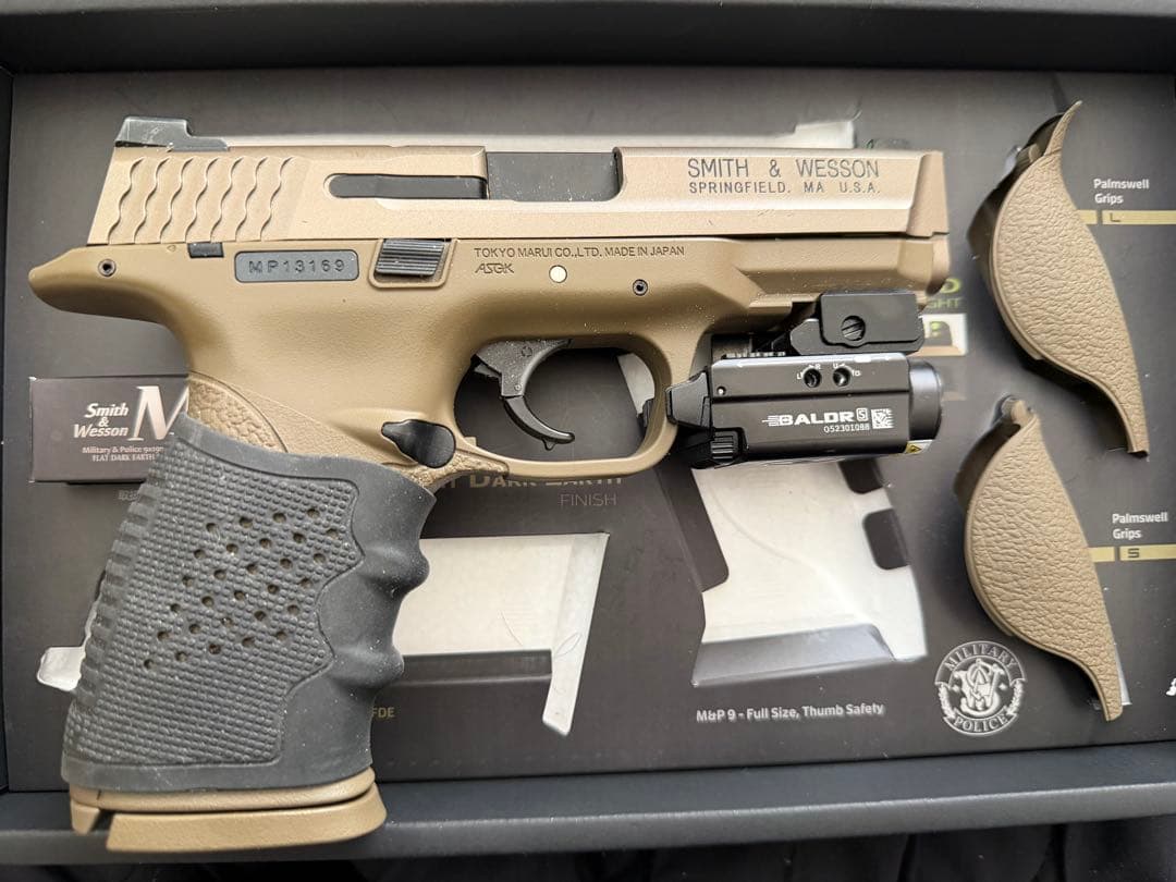 ④東京マルイ M&P9 V CUSTOM トイガン ＊AI出品です