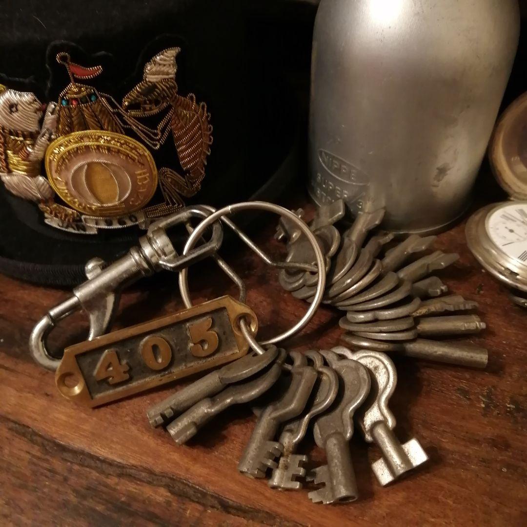 米国製アンティーク キー16本&ナンバー タグ&ナスカン&キーリングのセット☆鍵