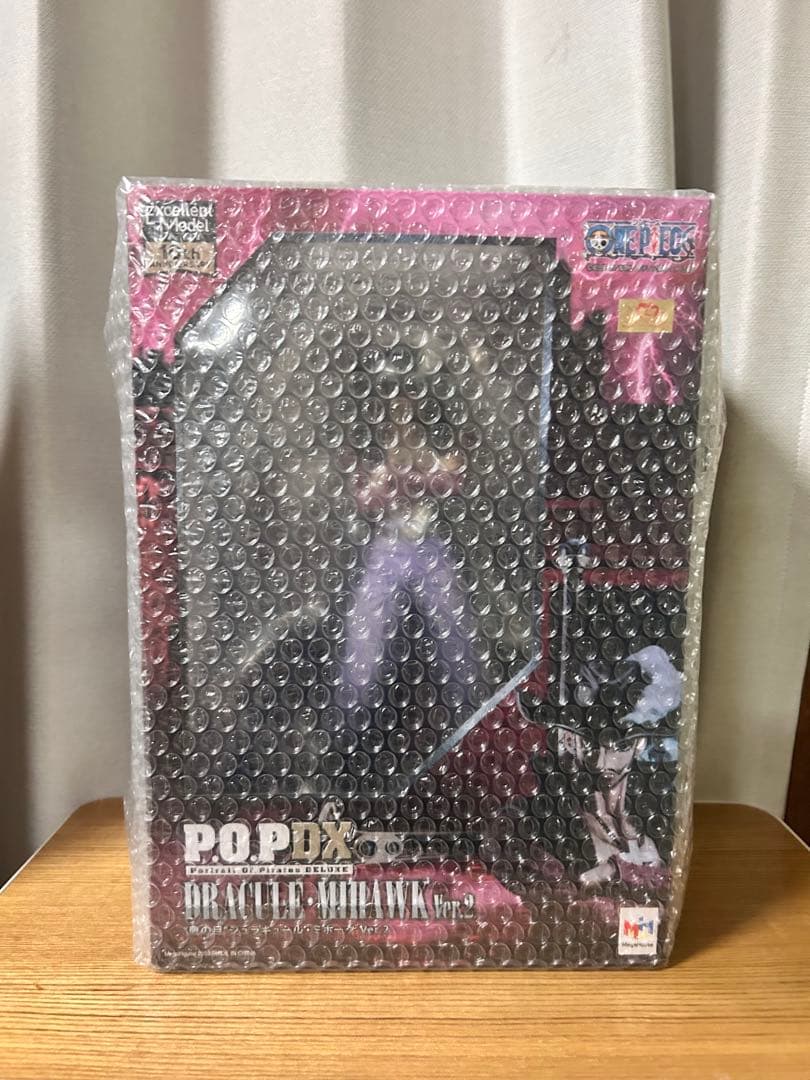 ハ*ン様 ワンピース pop ジュラキュール・ミホーク ver.2 フィギュア