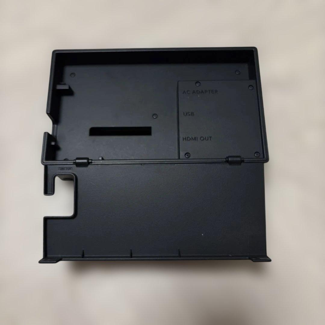 Nintendo Switch 本体（Nintendoストア限定モデル）