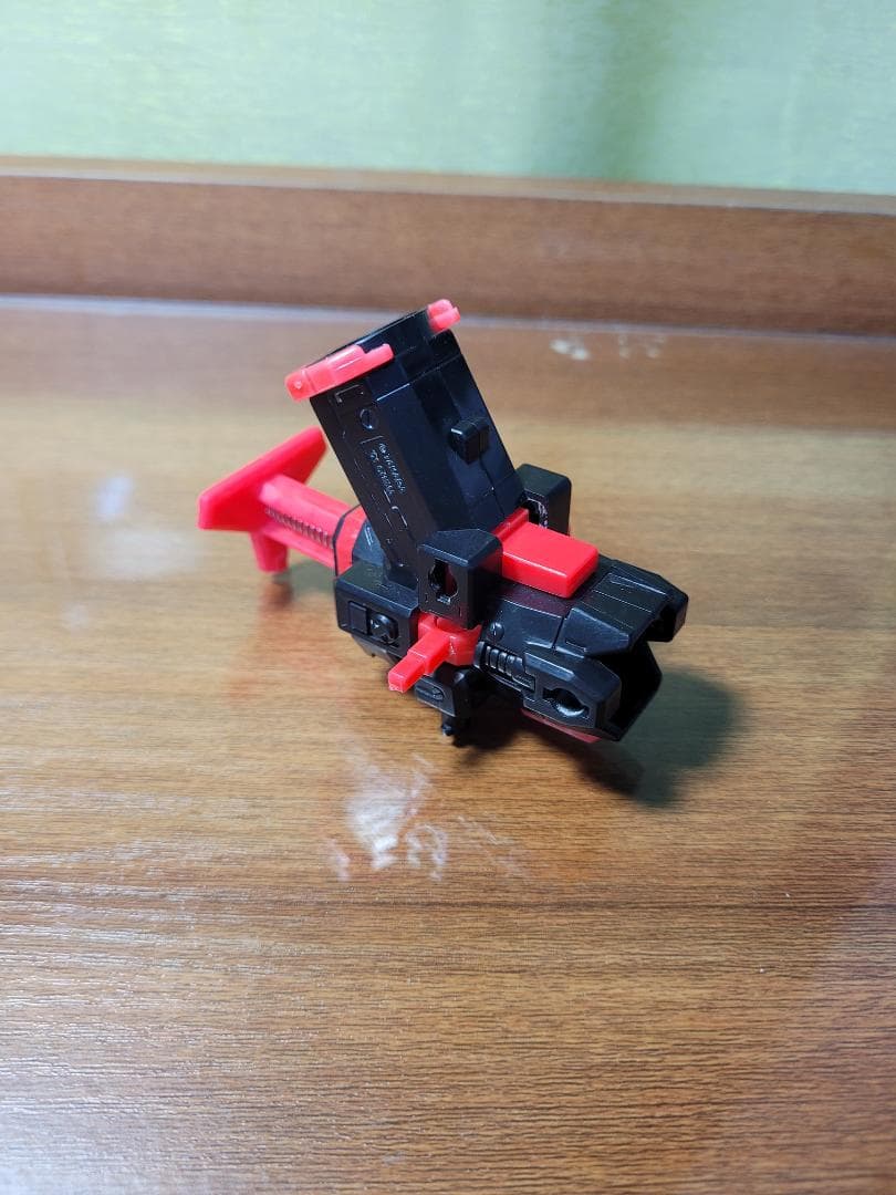 ビーダマンスティンガースコアとスマッシュトリガーコア