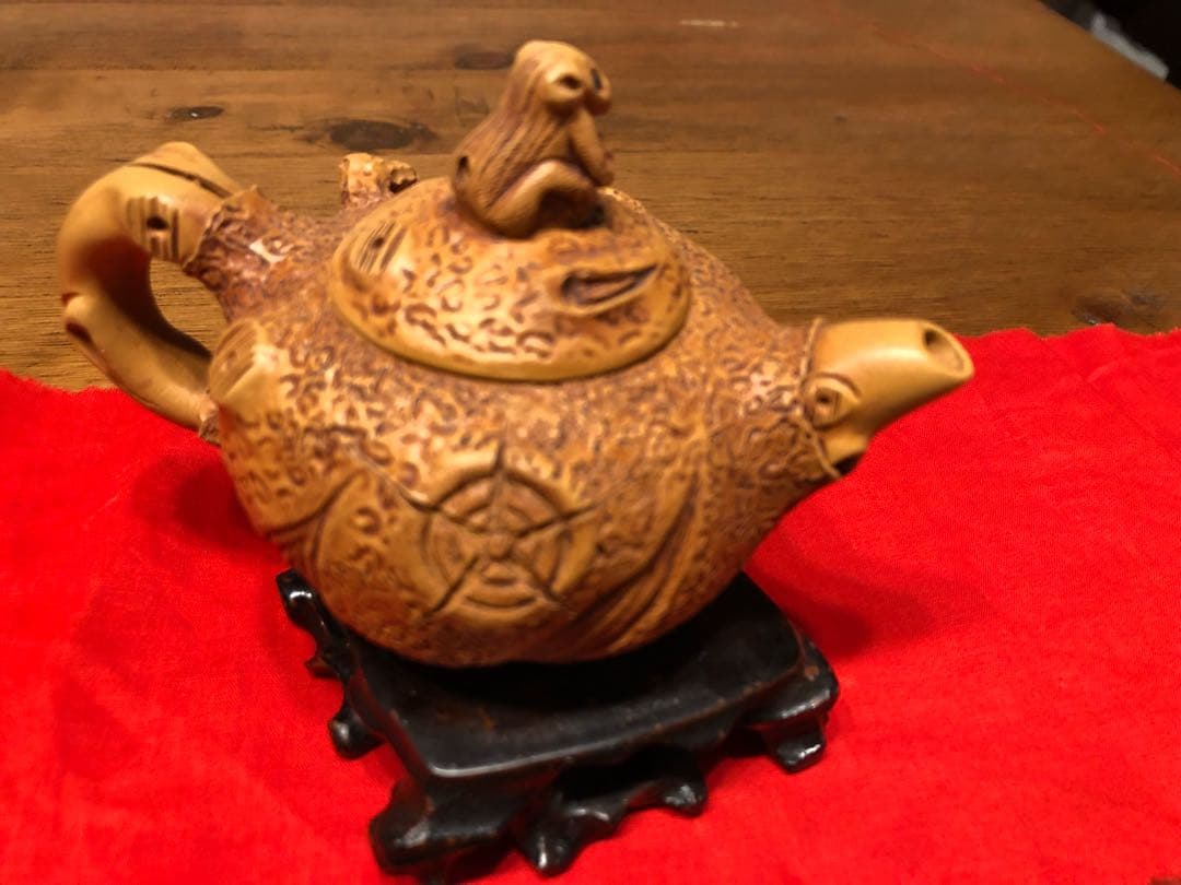 中国宜興猴段泥壺