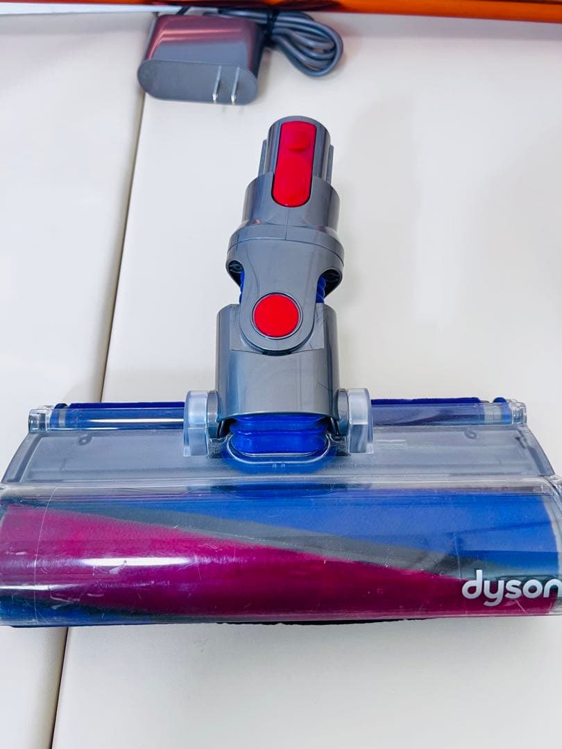 Dyson Cyclone V10 Fluffy SV12 本体