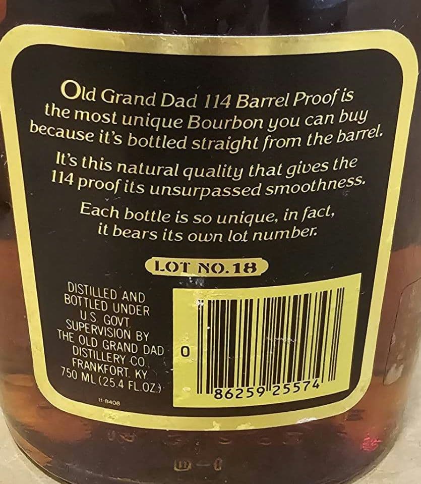 古酒　OLD GRAND DAD 114 ウイスキー 箱入り　未開栓