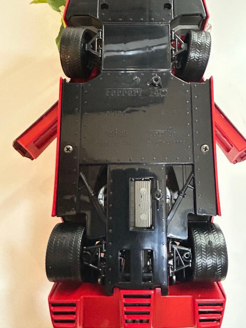 【レア】Ferrari 1/18 F40 TONKA フェラーリ　コレクション