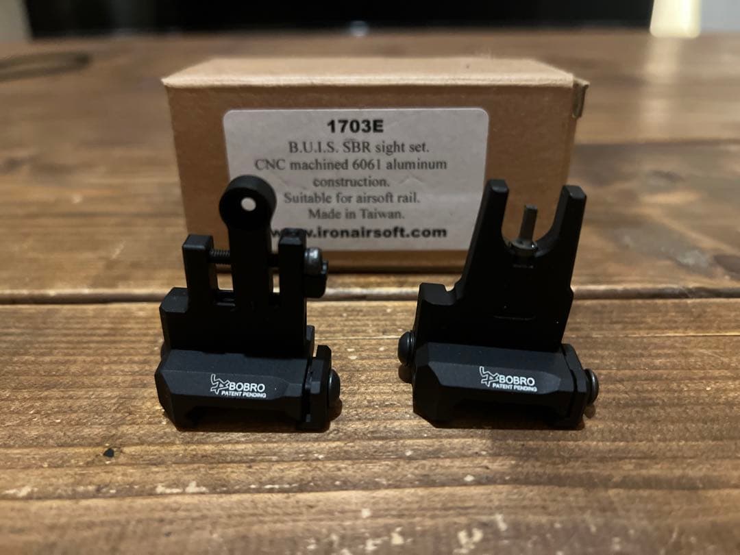 IRON AIRSOFT BOBROスタイル B.U.I.S. SBR サイト