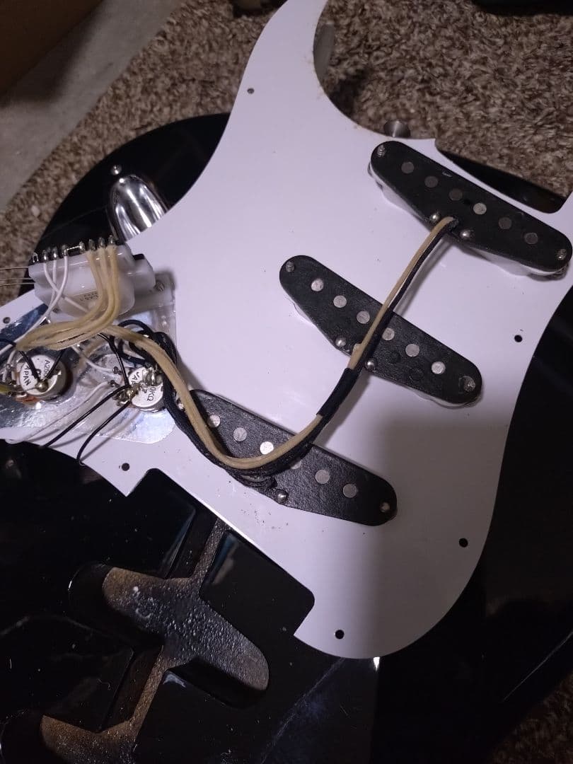 Fender JAPAN STRATOCASTER ストラト エレキギター