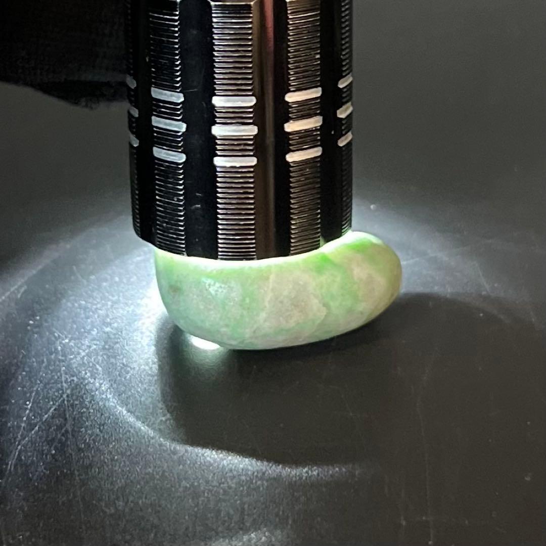 極上 縄文時代 本翡翠（硬玉） 勾玉 奈良県伝承出土 玉擦れ痕あり 古代装身具