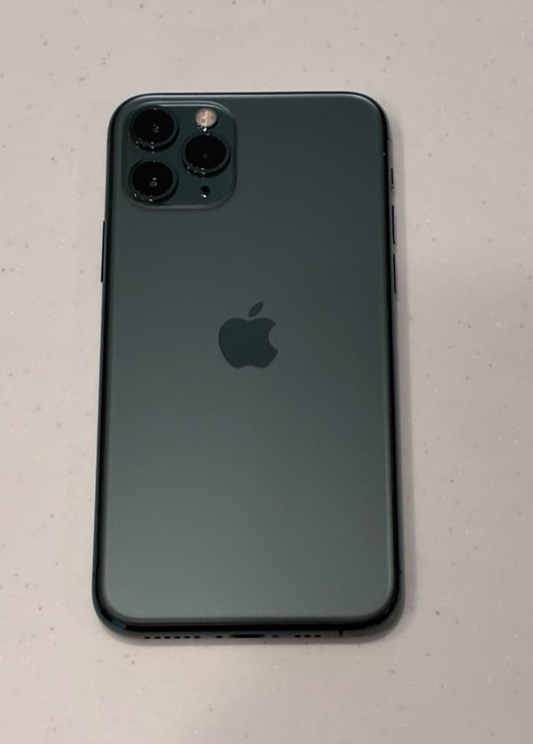 Apple iPhone 11 Pro 本体 ミッドナイトグリーン